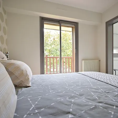 Warm For 4 People Near Casino And Appartamento